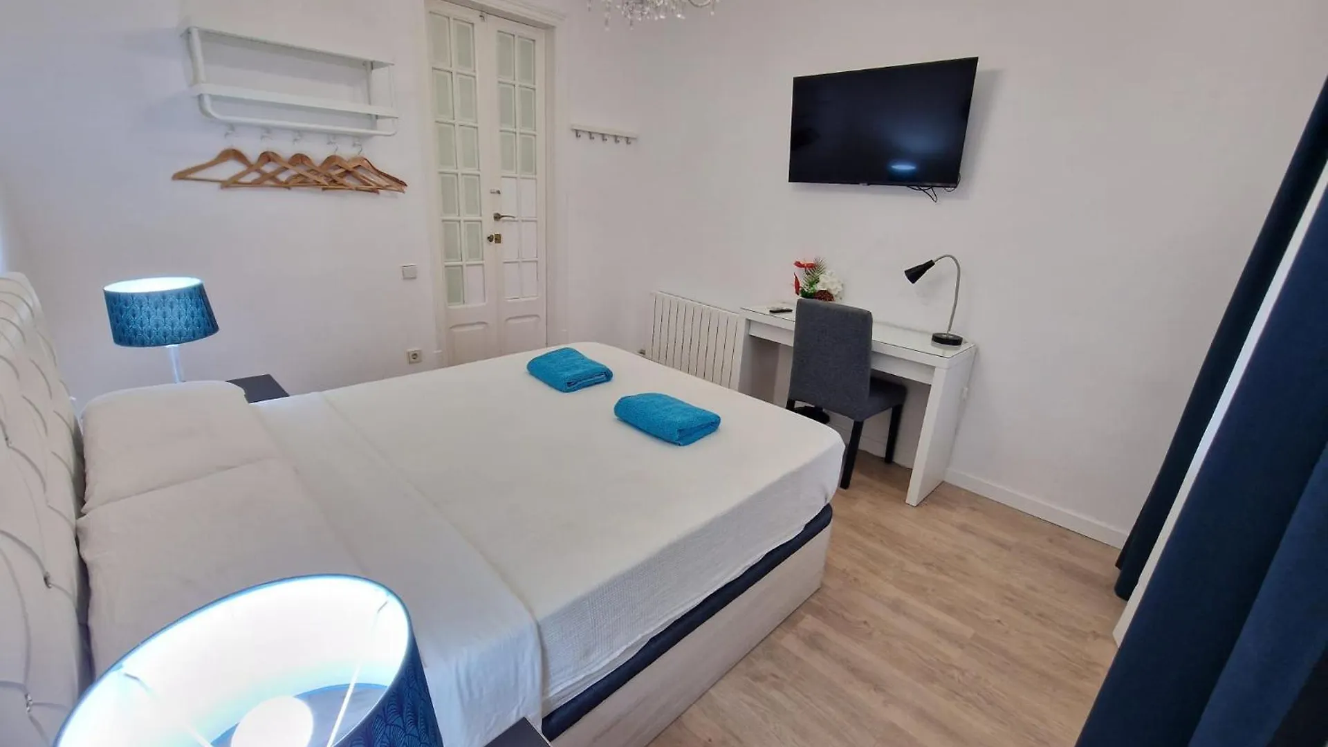Bed & Breakfast Alojamiento Flor Barcelona