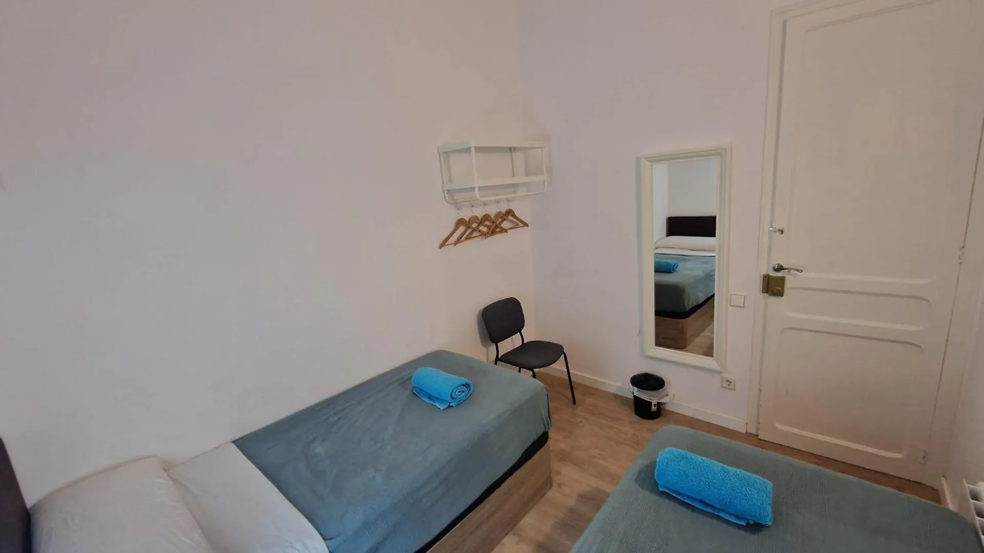 Alojamiento Flor Barcelona Bed & Breakfast
